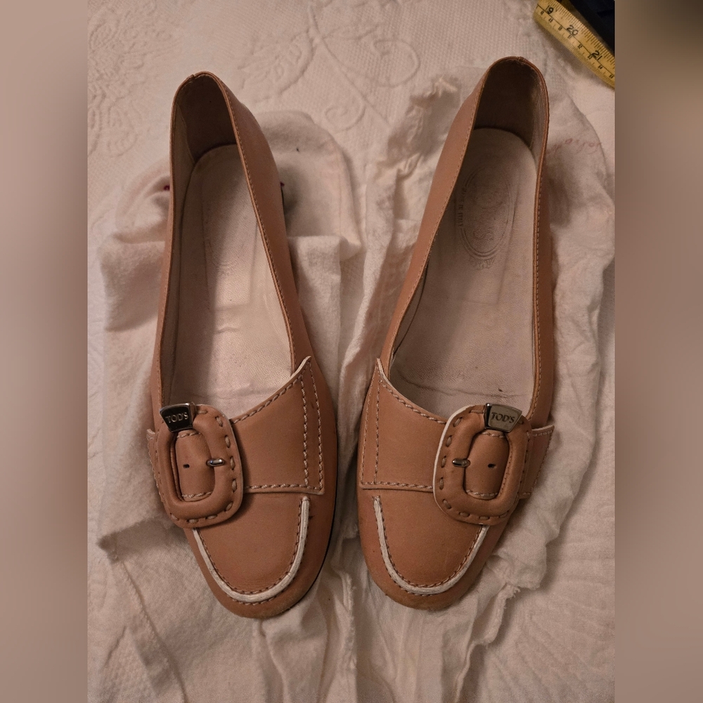 Tod's Driving Flats, Sz 7.5, Tan